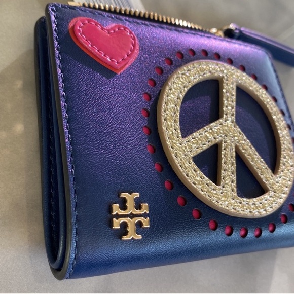 Tory Burch Like New Peace Leather Mini Wallet- Full Inclusion - Picture 8 of 8